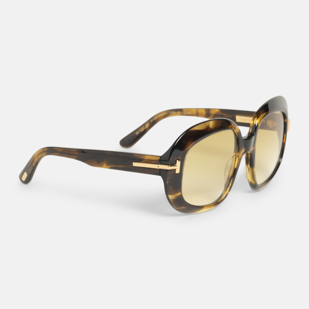 TOM FORD